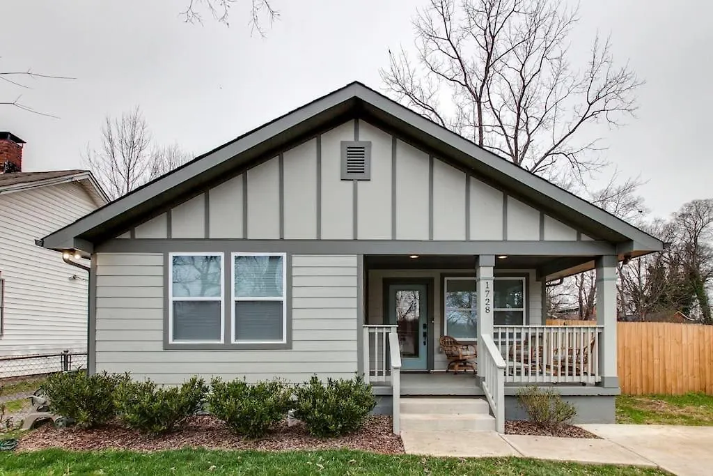 New Spacious Home 2 Miles From Downtown Nashville