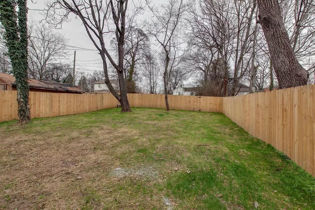 New Spacious Home 2 Miles From Downtown Nashville 0*,  USA